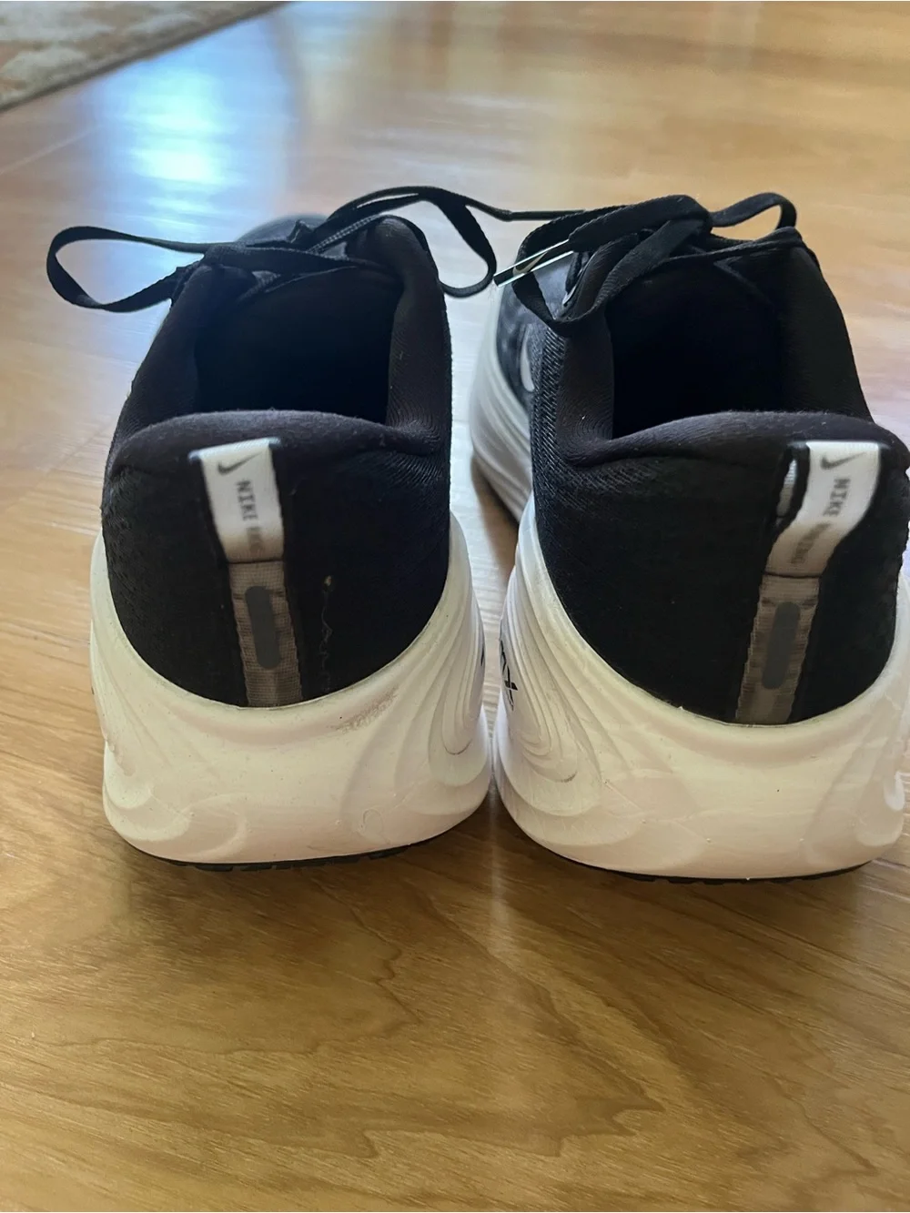 Nike Vomero Plus Men's Road Running Shoes  Sz. 11.5